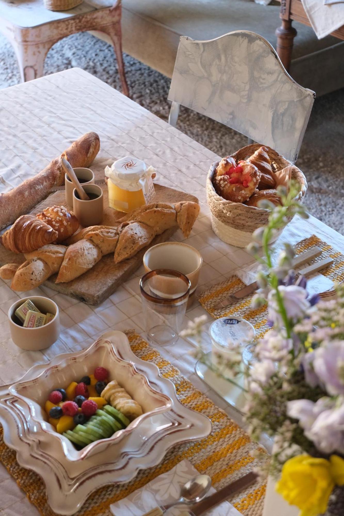 Bed and Breakfast La Petite Parenthese Chaveyriat Exterior foto